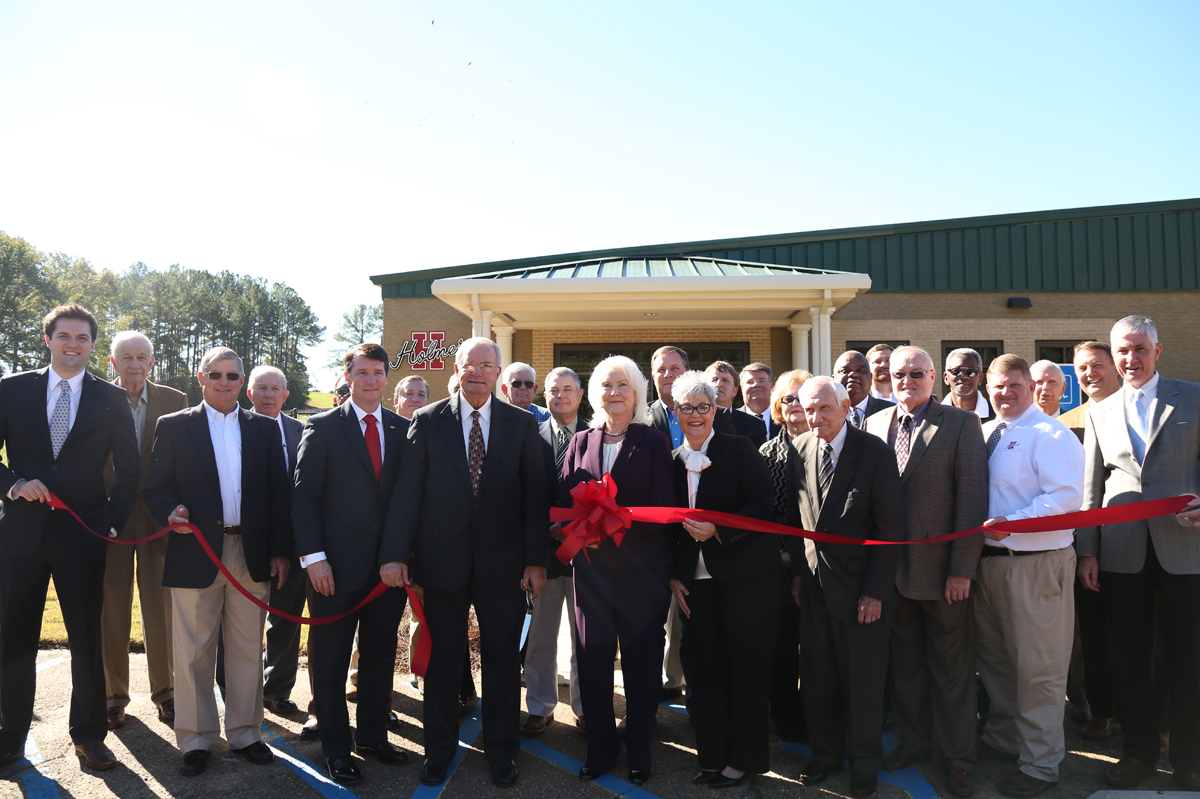 Holmes Community College celebrates opening of new facility, The Attala Center